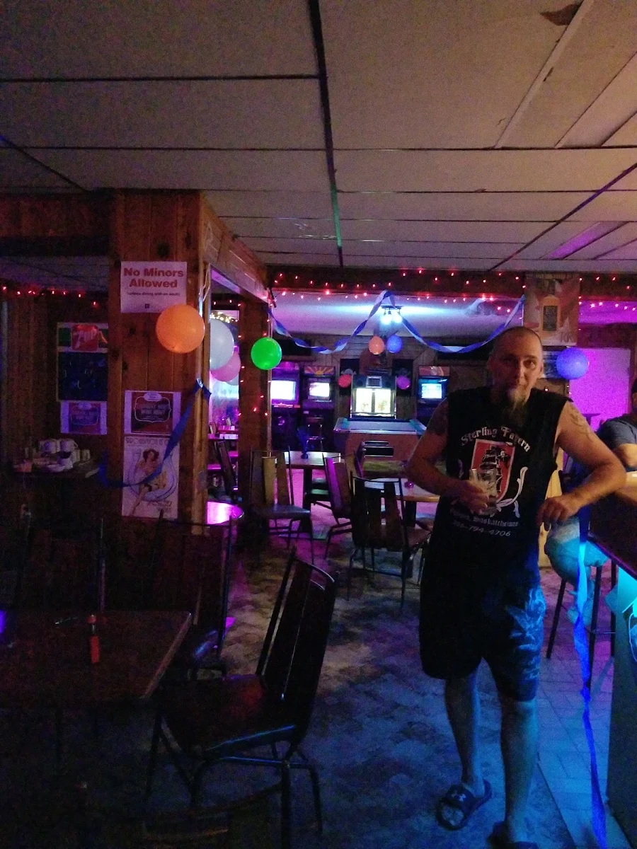 Vibe, Sterling Tavern