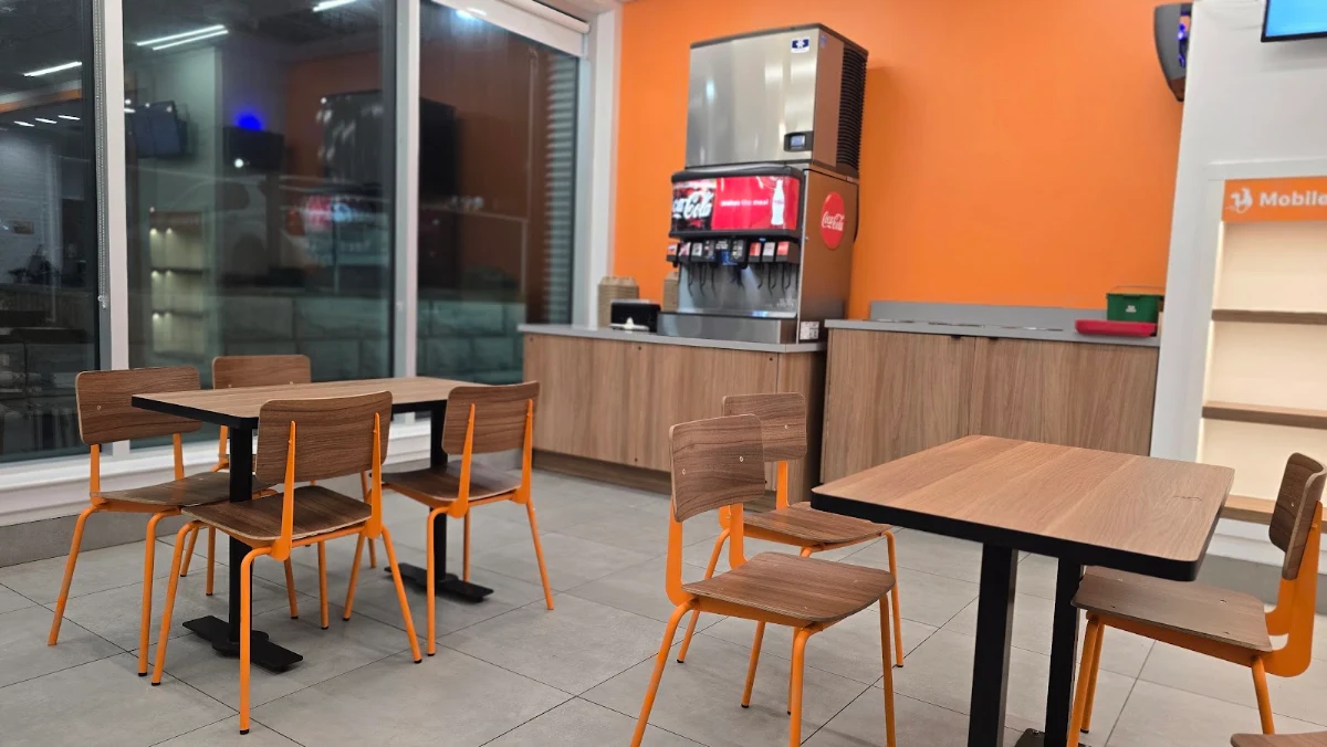 Vibe, Popeyes Louisiana Kitchen