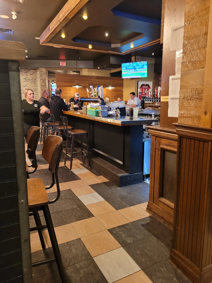 Vibe, Kelseys Original Roadhouse