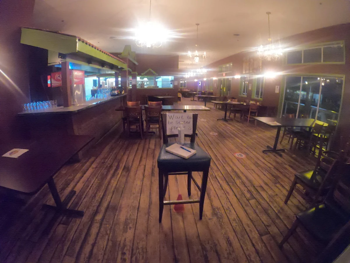 Vibe, Spice Hut Indian Cuisine.