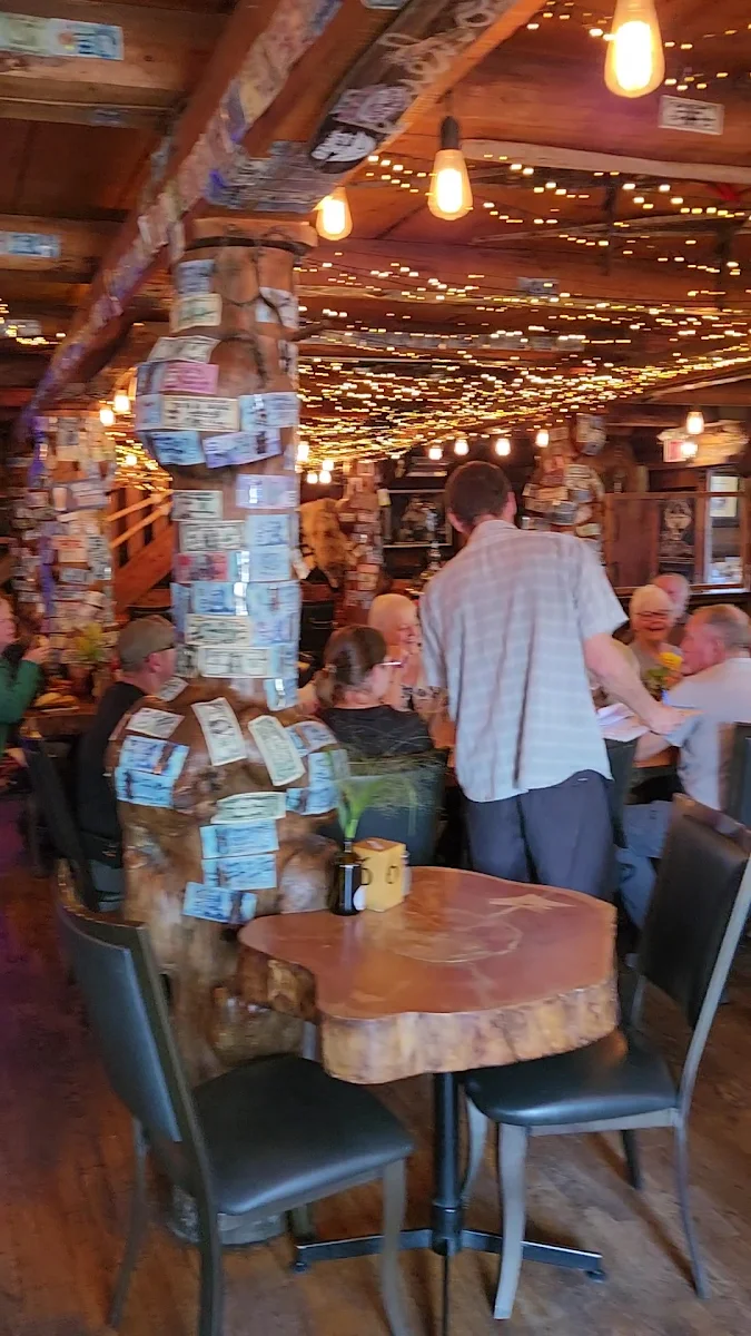 Vibe, The Wolf’s Den