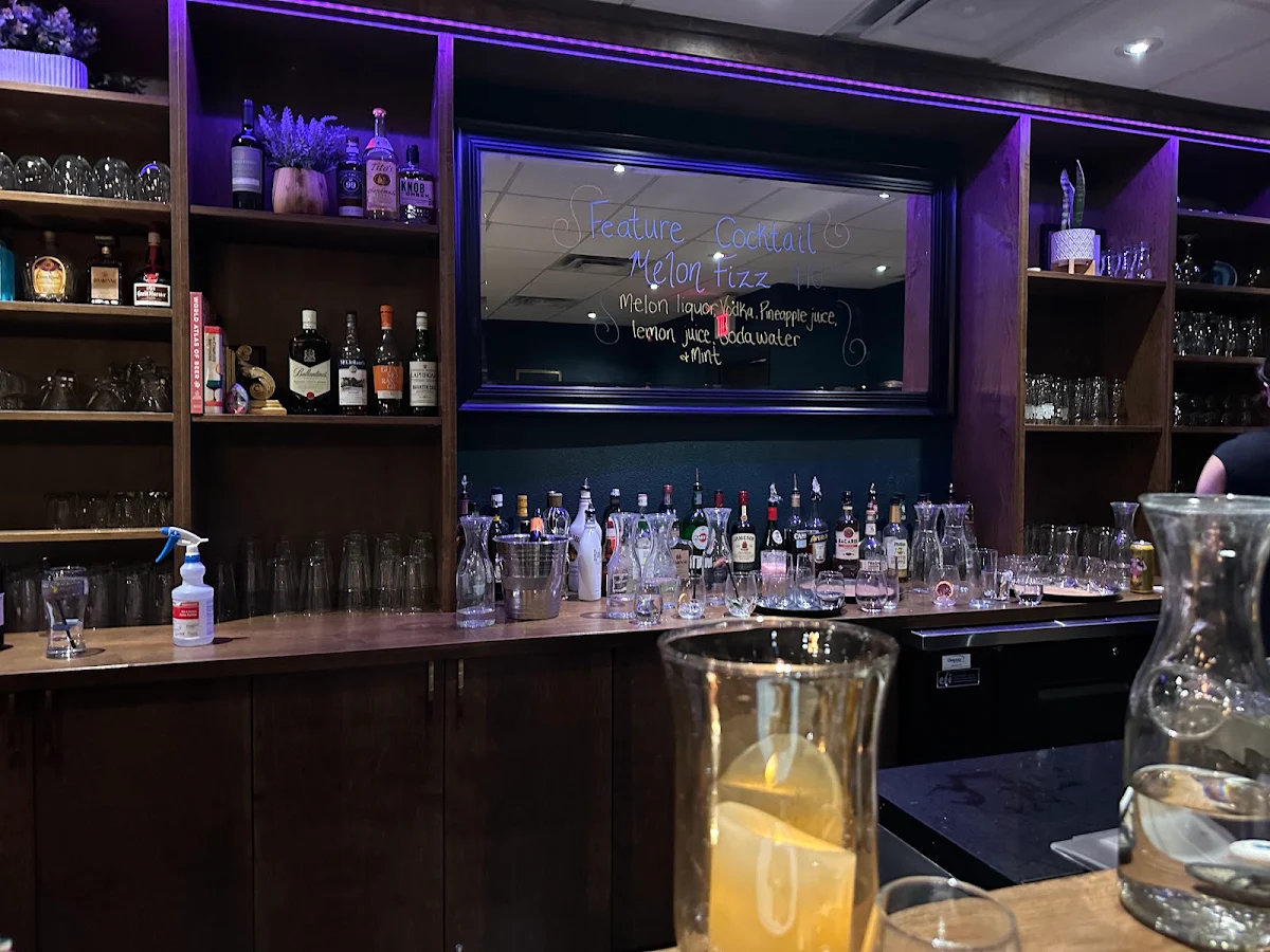 Vibe, Three Six Kitchen