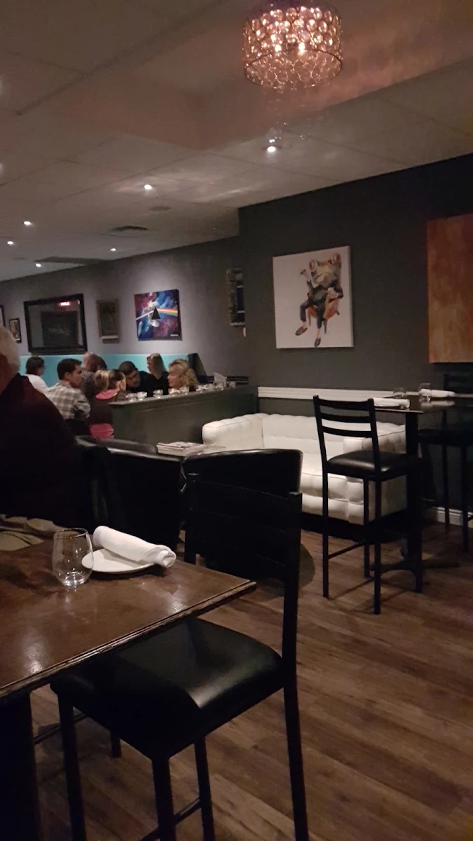 Vibe, Three Six Kitchen