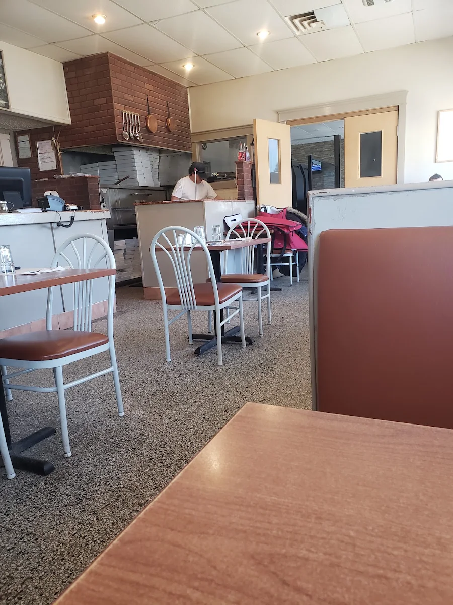 Vibe, Pizzeria Belanger
