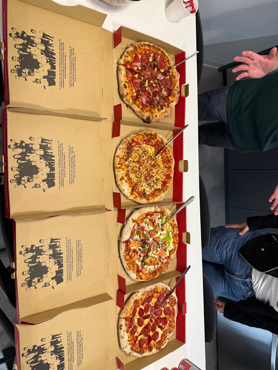 Menu, Pizza Salvatoré