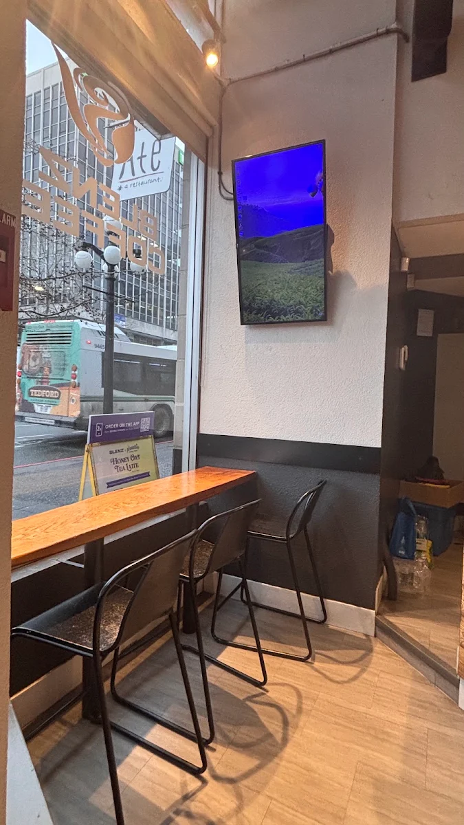 Vibe, Blenz Coffee