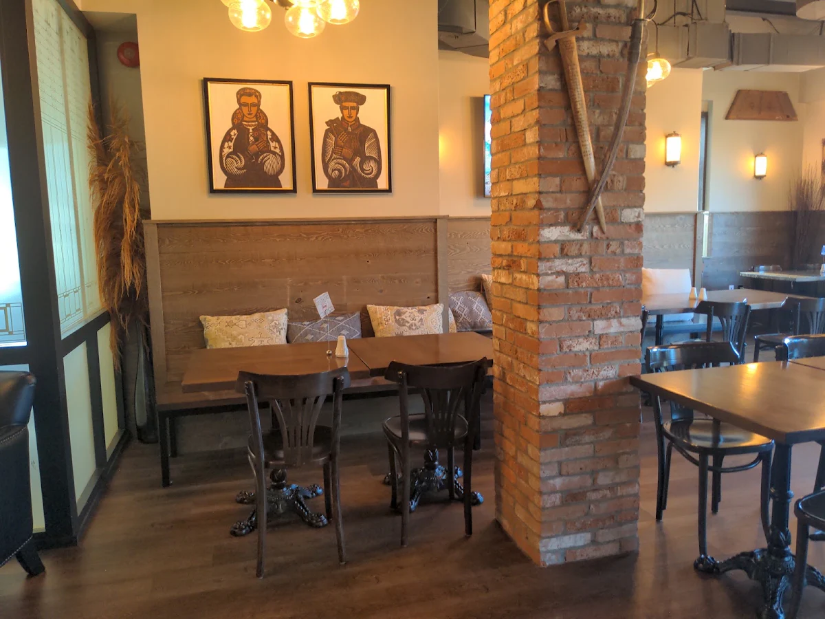 Vibe, UNO Bistro