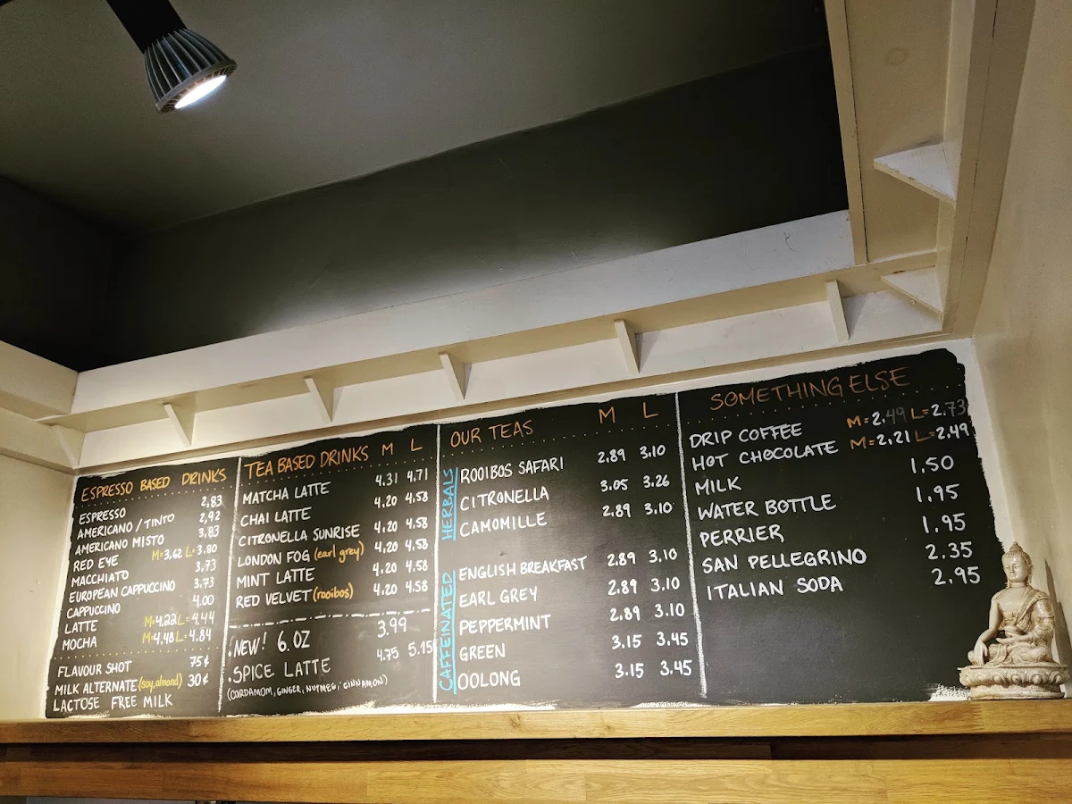 Menu, Café Qui Pense