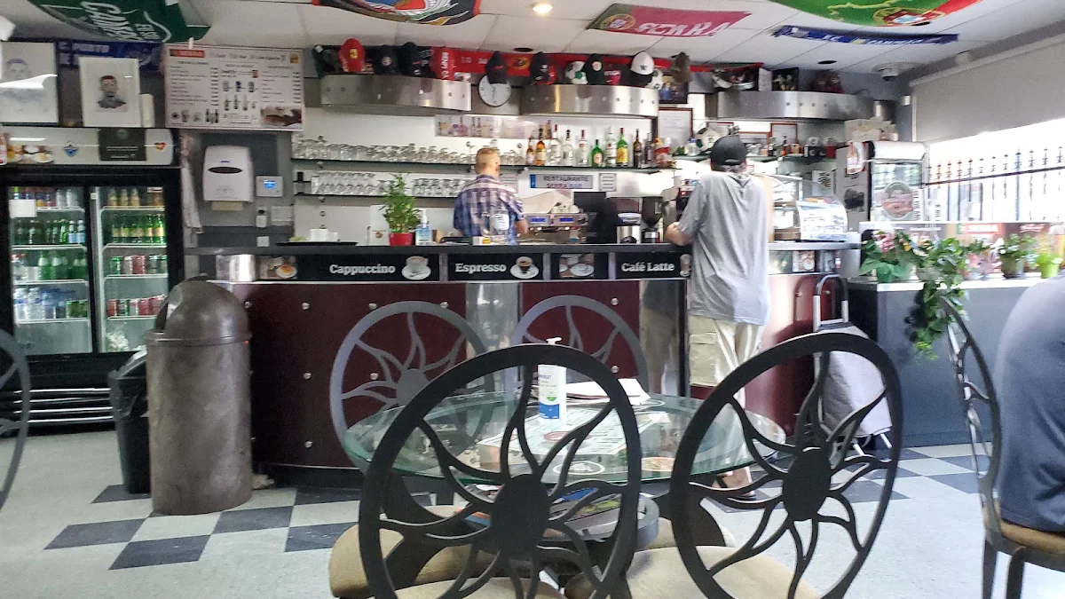 Vibe, Serra - Bar & Café Live Sports