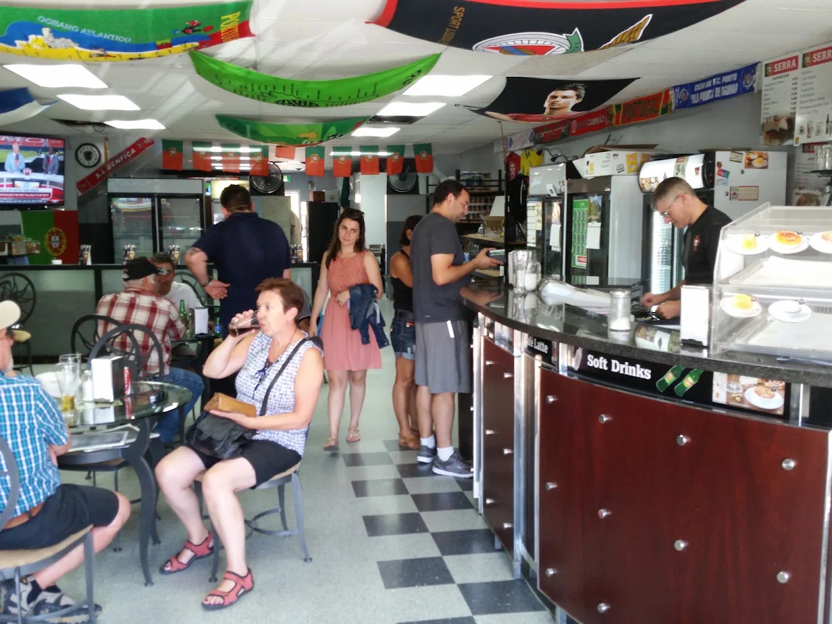 Vibe, Serra - Bar & Café Live Sports