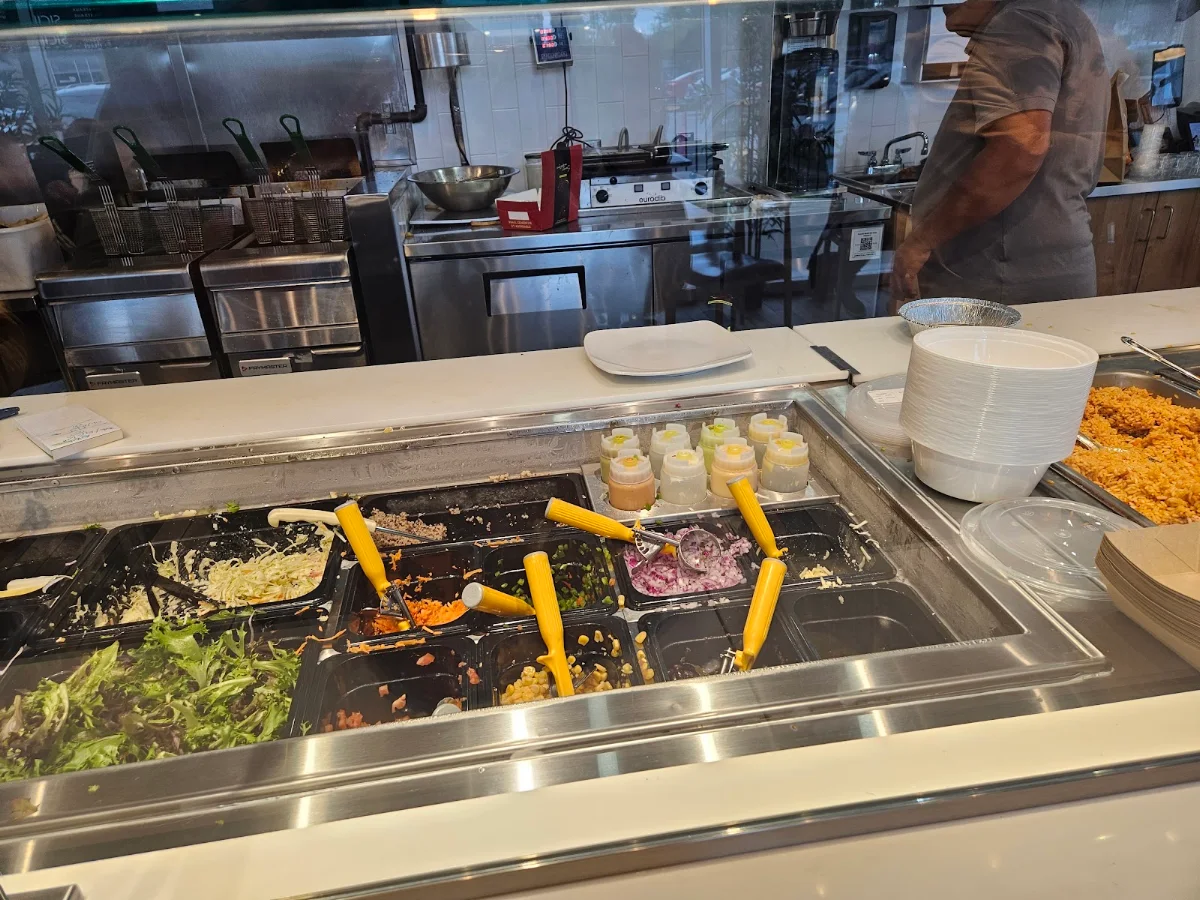 Vibe, Rôtisserie Piri Piri (Marché Central)