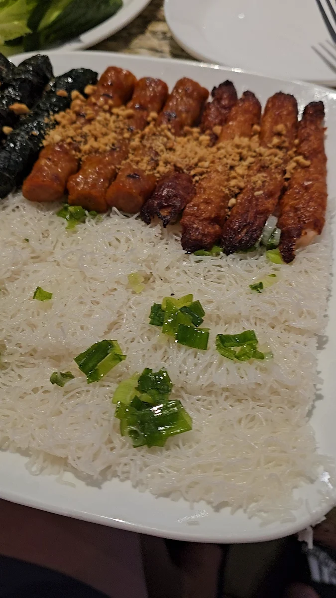 Food & drink, Thành Hưng Vietnamese Restaurant