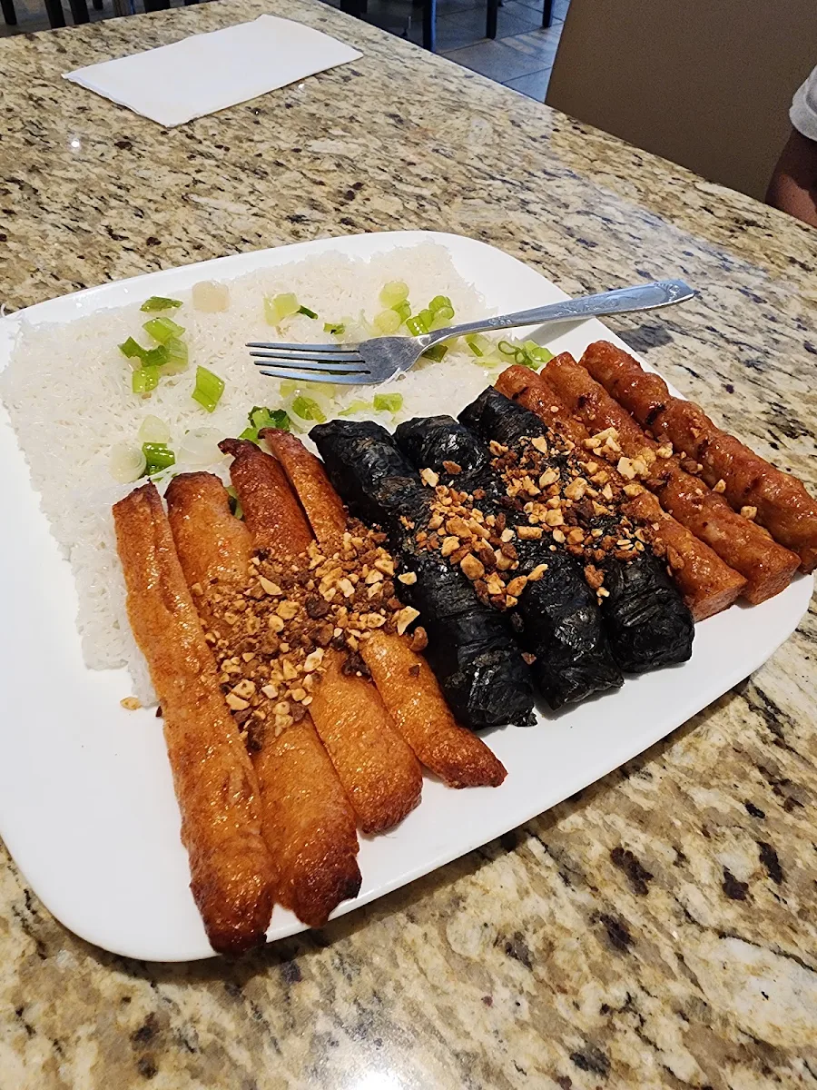 Food & drink, Thành Hưng Vietnamese Restaurant