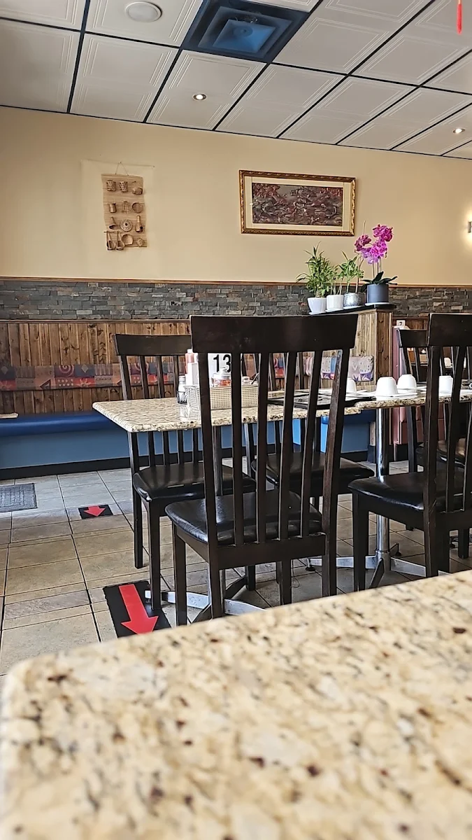 Vibe, Thành Hưng Vietnamese Restaurant