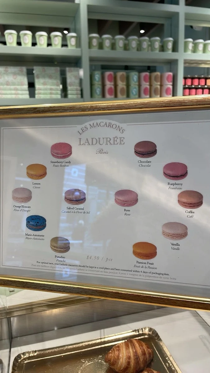 Menu, LADURÉE Toronto - Yorkville Café
