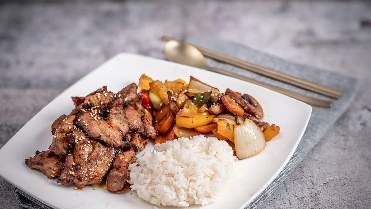Food & drink, Masisseo-Eh Bakery & K-Restaurant Inc.