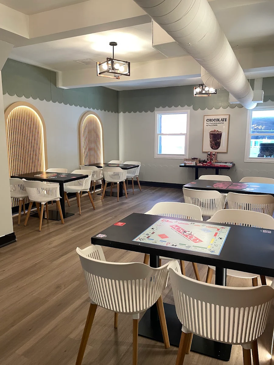 Vibe, Pinochio Cafe, Dessert and Ice Cream