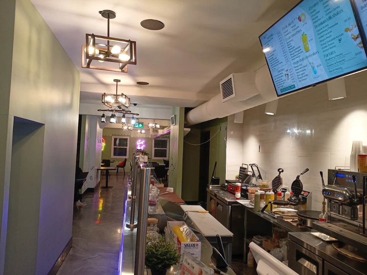 Vibe, Pinochio Cafe, Dessert and Ice Cream