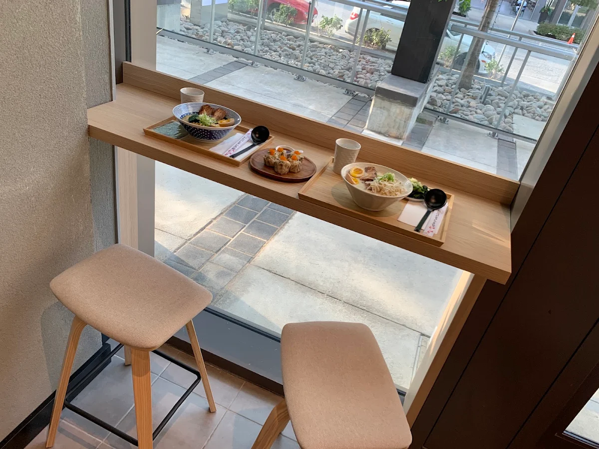 Vibe, Issai Japanese Eatery