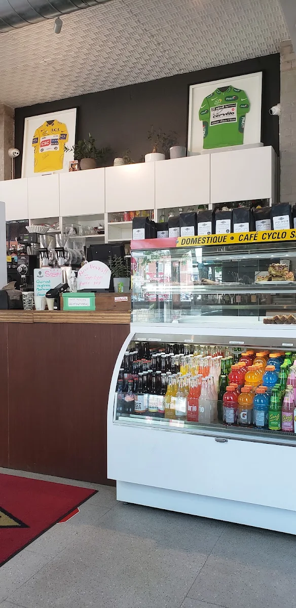 Vibe, Café Domestiique
