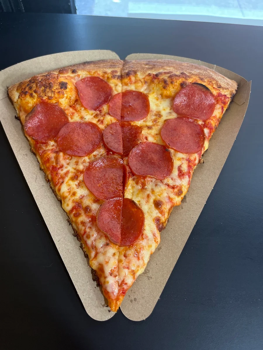 Food & drink, Gino's Pizza - Hamilton Downtown