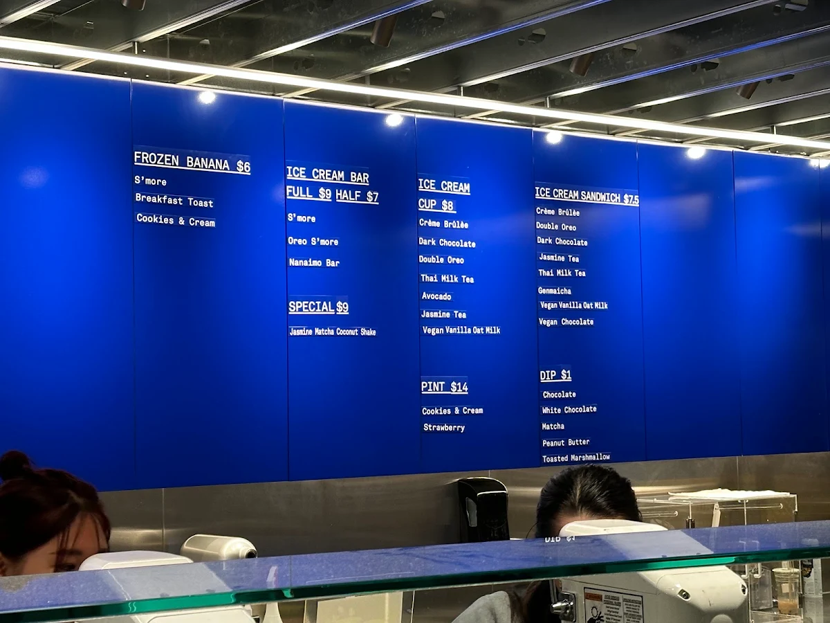 Menu, Mister Artisan Ice Cream