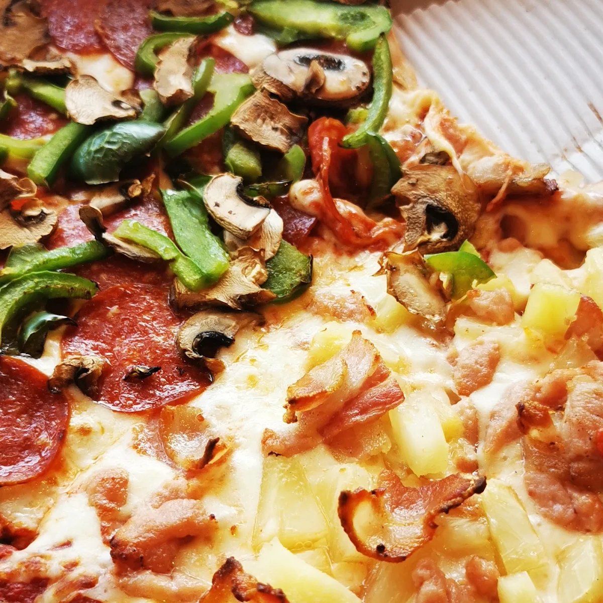 Food & drink, Pizza Pizza