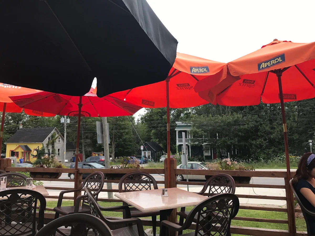 Vibe, Mamma Teresa Ristorante