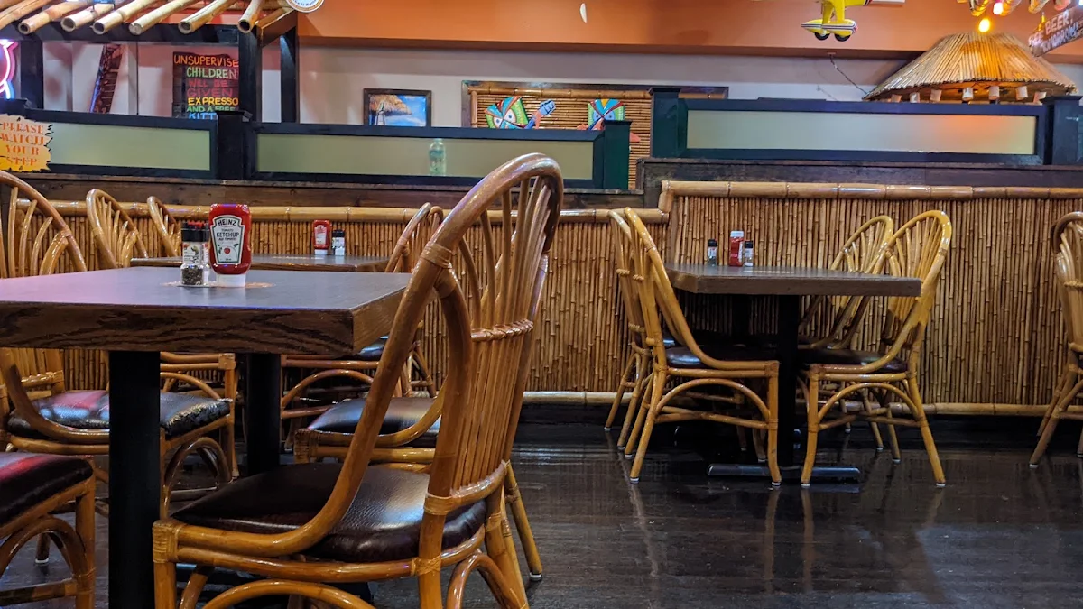 Vibe, Jungle Jim's Eatery