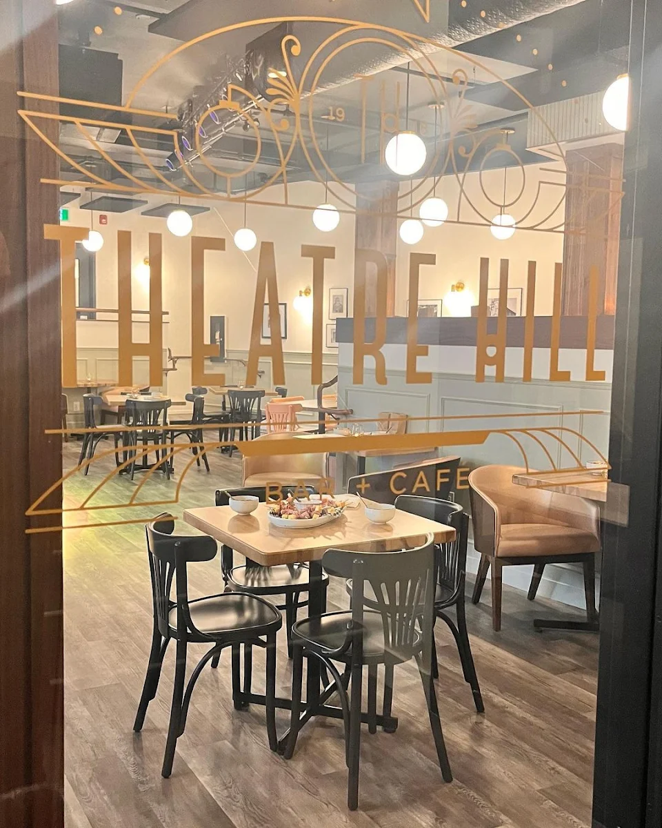 Vibe, Theatre Hill Bar + Café