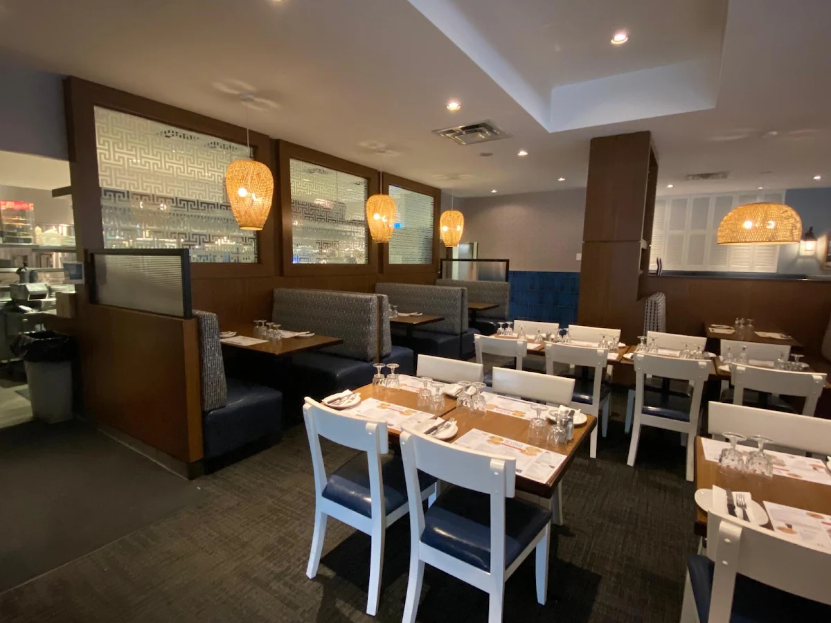 Vibe, Restaurant Au Vieux Duluth
