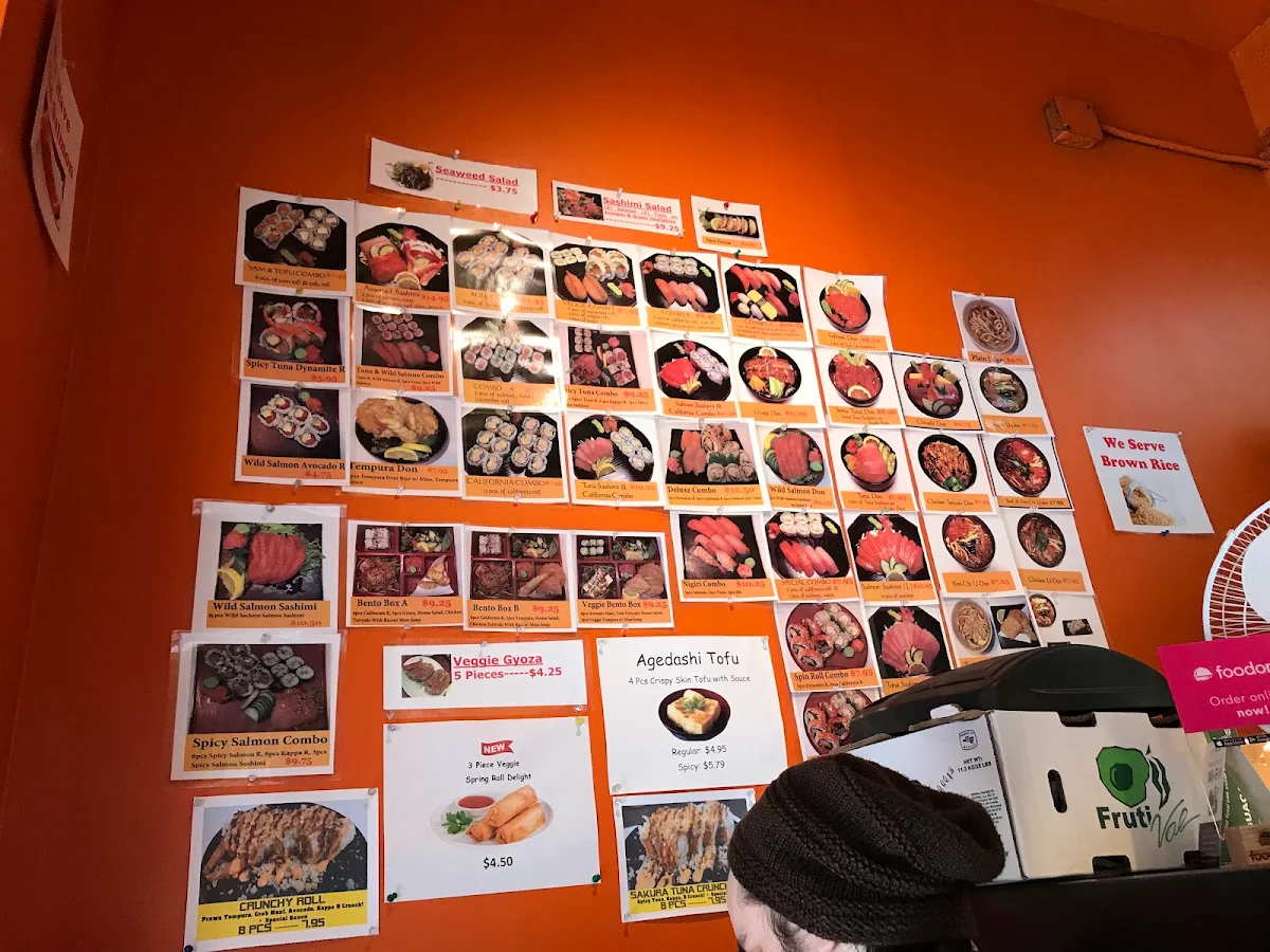 Menu, Sushi Spin Roll