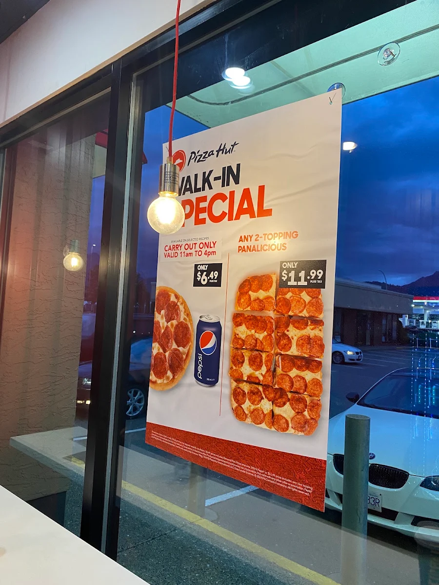 Menu, Pizza Hut