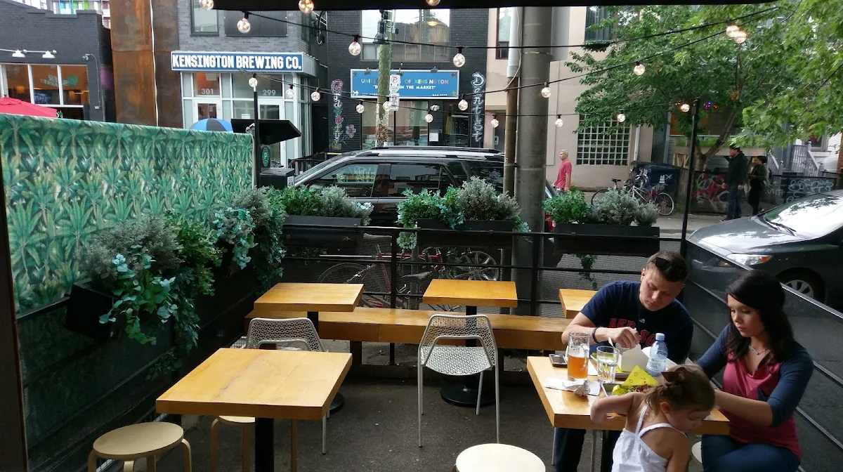 Vibe, Otto’s Berlin Döner