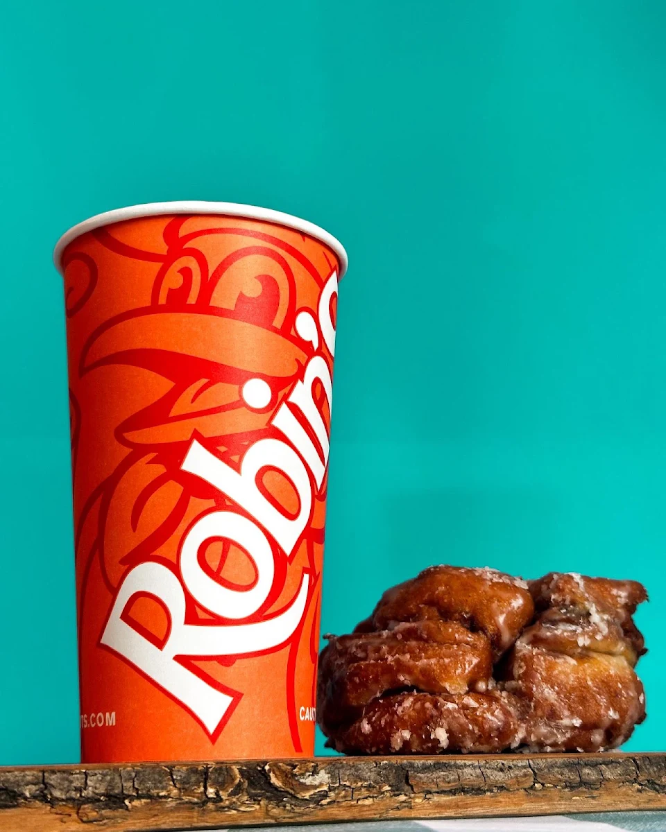 Food & drink, Robin's Donuts
