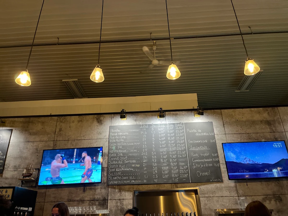 Menu, La Contrebande microbrasserie