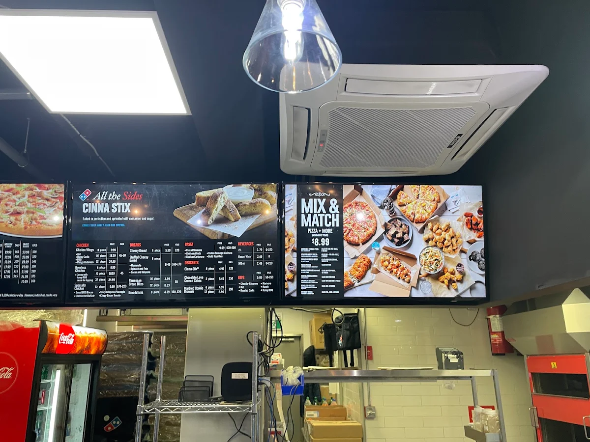 Menu, Domino's Pizza