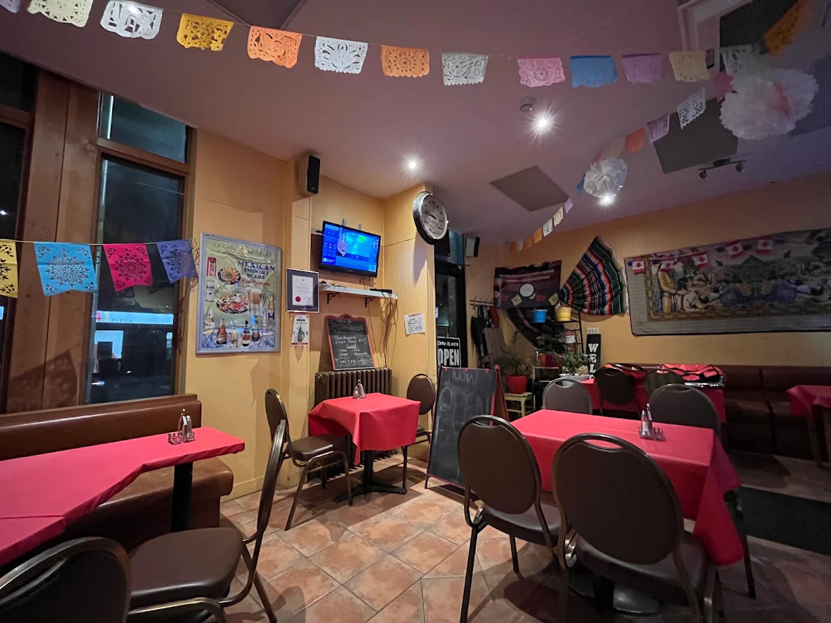 Vibe, La Casa Mexicana
