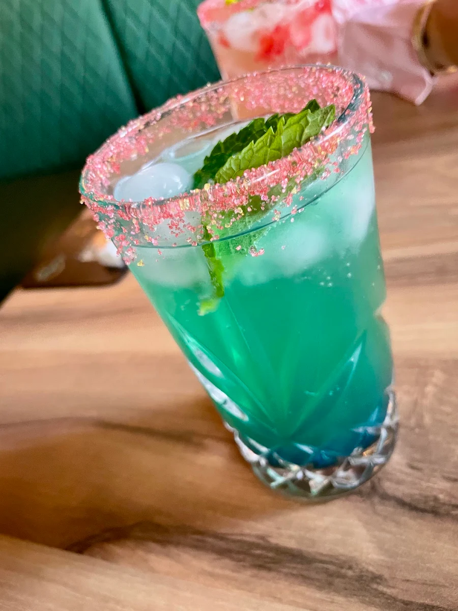 Food & drink photo 4
