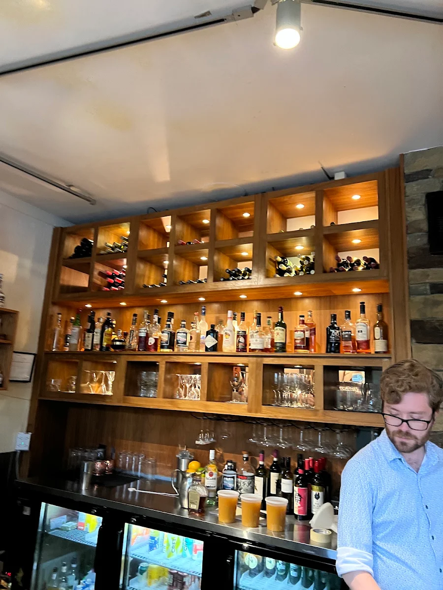 Vibe, The Balkan Mediterranean Restaurant