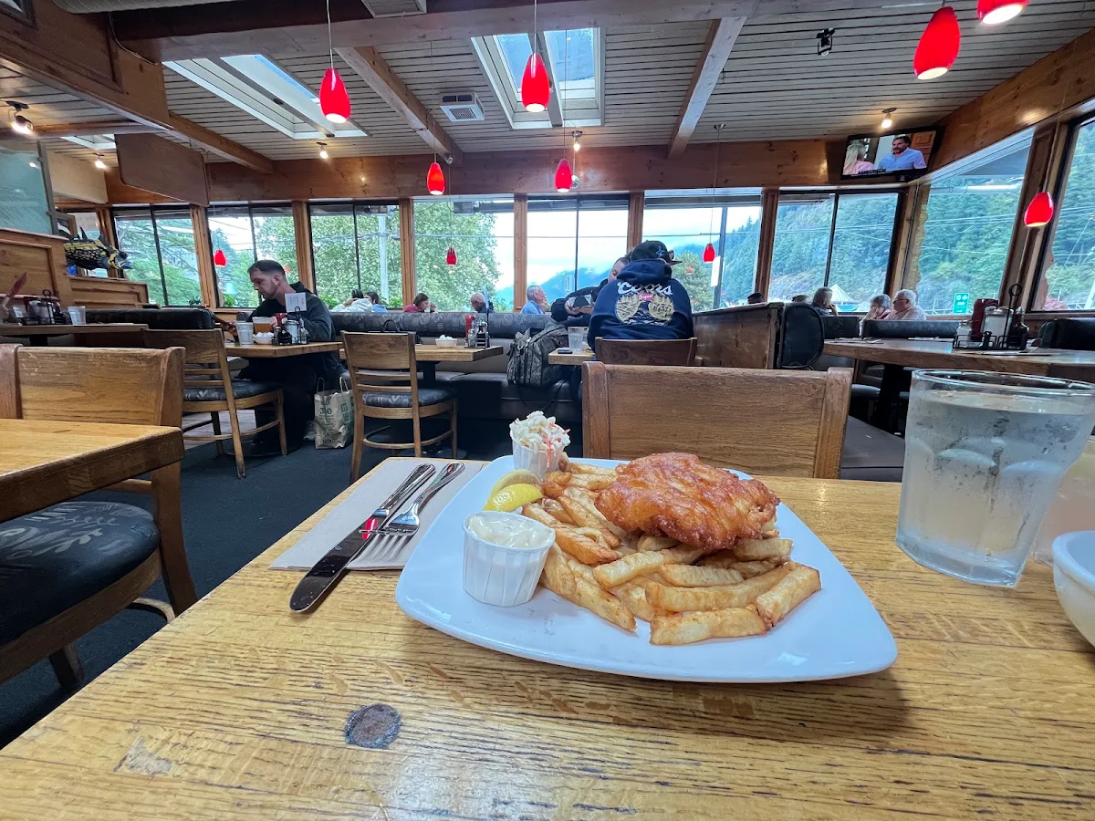 Food & drink, Troll's Restaurant