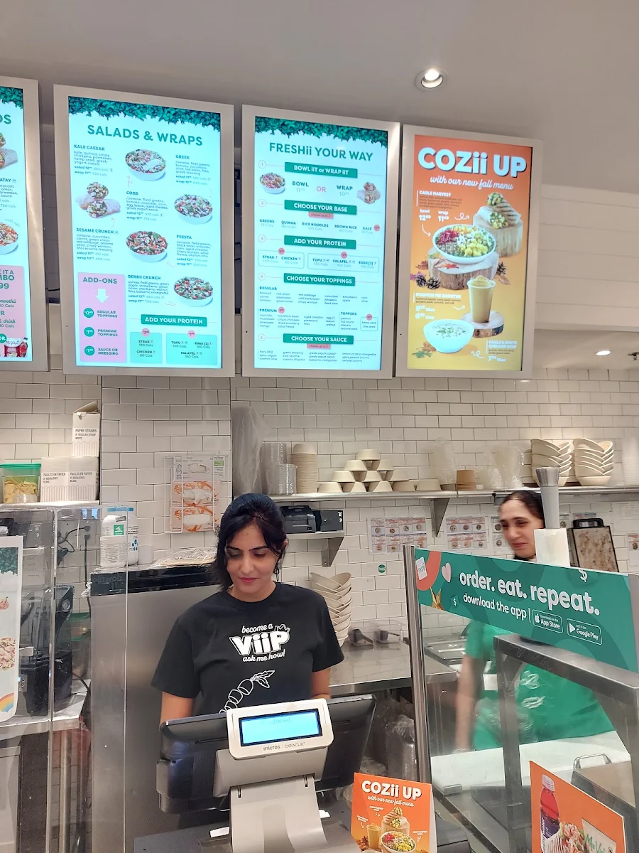 Menu, Freshii