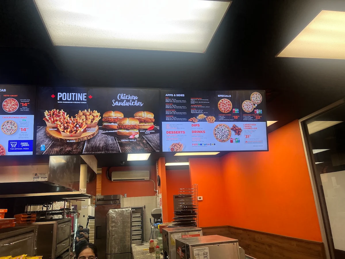 Menu, Pizza Pizza