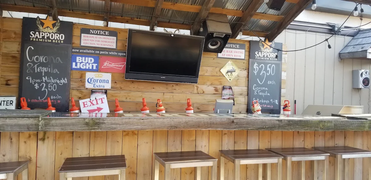 Menu, Rikochez Pub & Eatery