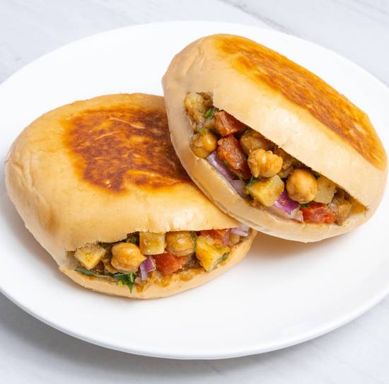 Chole Kulche