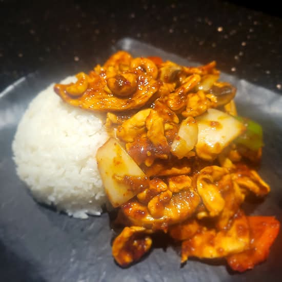 T7A. Cashew Nut Chicken