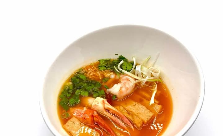 Crab Thick Noodle Soup