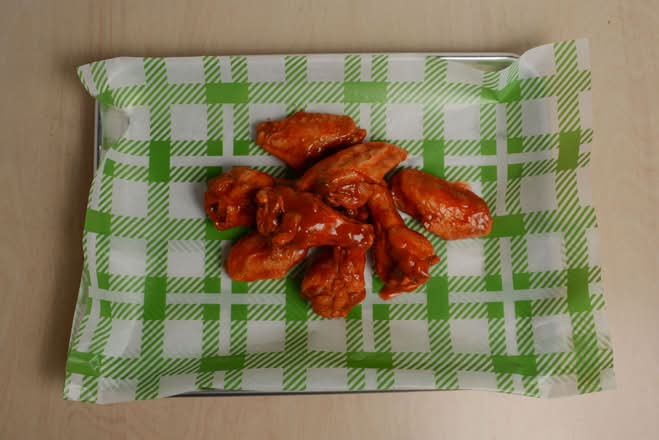 1 LB Chicken Wings