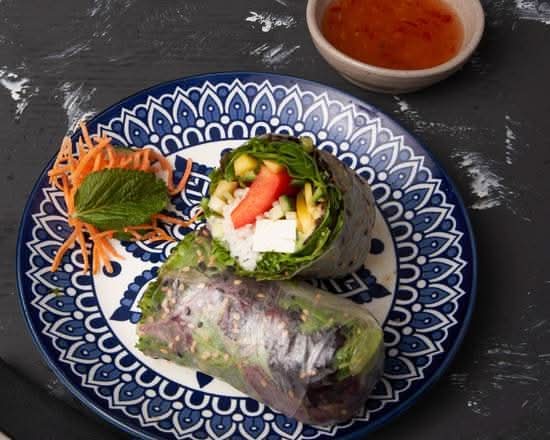 ROULEAU DE PRINTEMPS VÉGÉ / FRESH VEGGIE SPRING ROLL