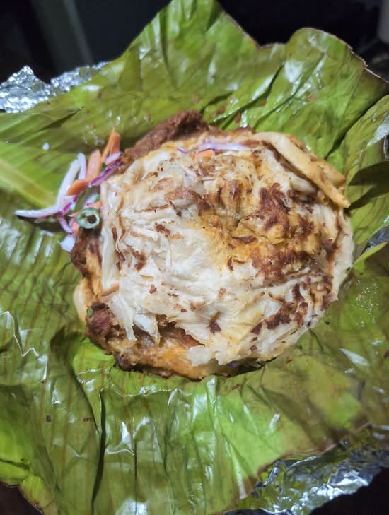Kizhi Parotta Chicken